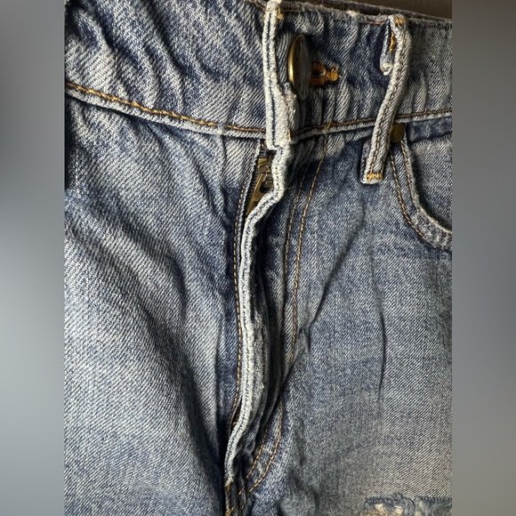 The Great The Cut Off Denim Short 25 - Picture 2 of 7